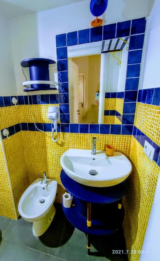 Napoli Naif Bed and Breakfast Buitenkant foto
