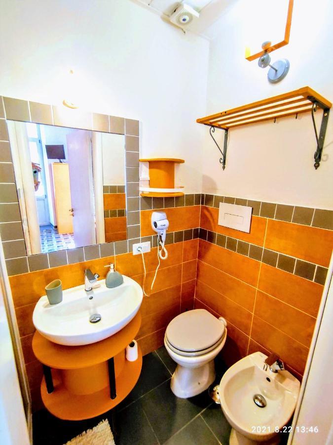 Napoli Naif Bed and Breakfast Buitenkant foto